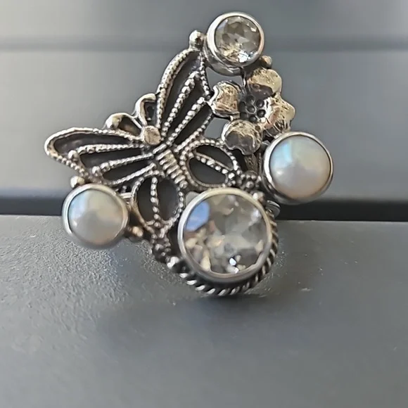 Echo Of A Dreamer Sterling Silver Butterfly Ring - Picture 3 of 8
